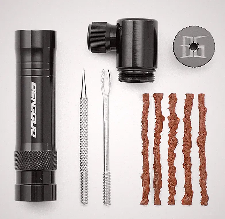 CO2 Bicycle Pump with Tubeless Tire Repair Kit Schrader & Presta Valve CO2 Bike